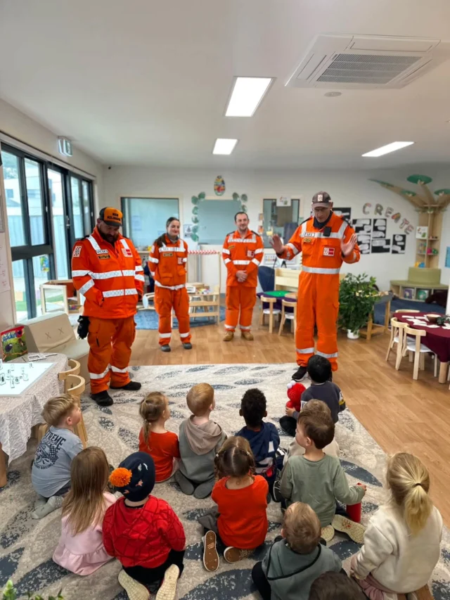 Wallan recently had some very special visitors! 🚨

To celebrate Wear Orange Wednesday, our kinder kids were treated to a visit from our local SES team, and the excitement was real! 

The children loved learning about the amazing work SES volunteers do to keep our community safe during emergencies.

A huge thank you to our local SES volunteers for giving up your time to inspire our little ones.